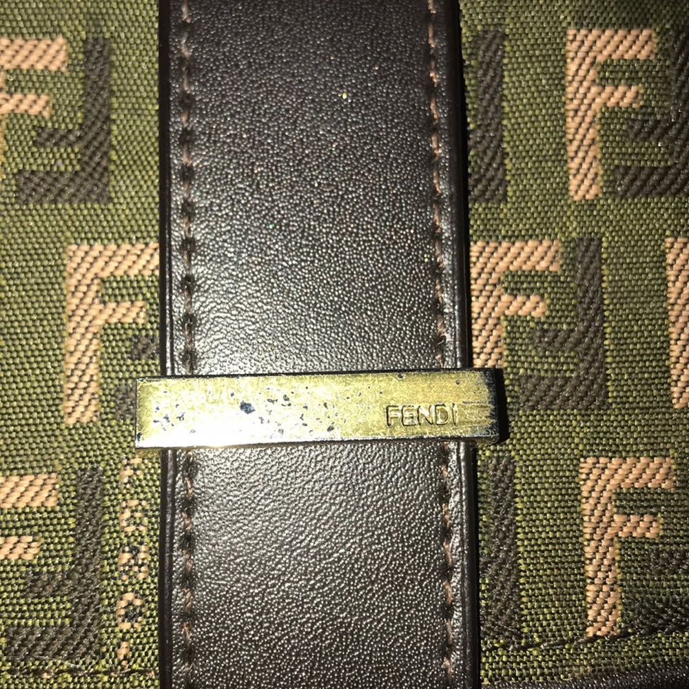 - Authentic Fendi vintage purse - Picture 6 of 6